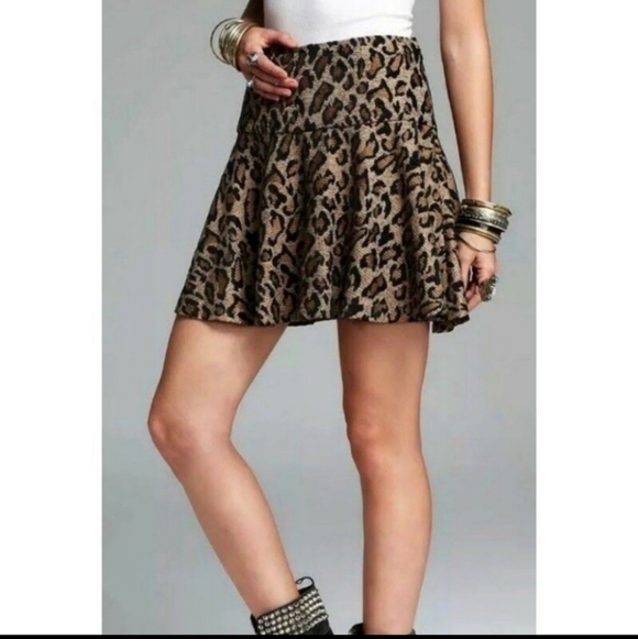 Free people chenille animal print cheetah skater circle mini skirt - Picture 3 of 9